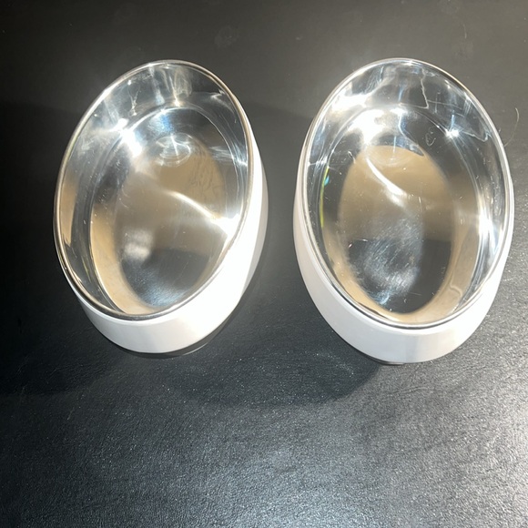 Boots and Barkley pet food/water dishes. Elevated cat and dog bowl
2/$20 - Picture 2 of 4